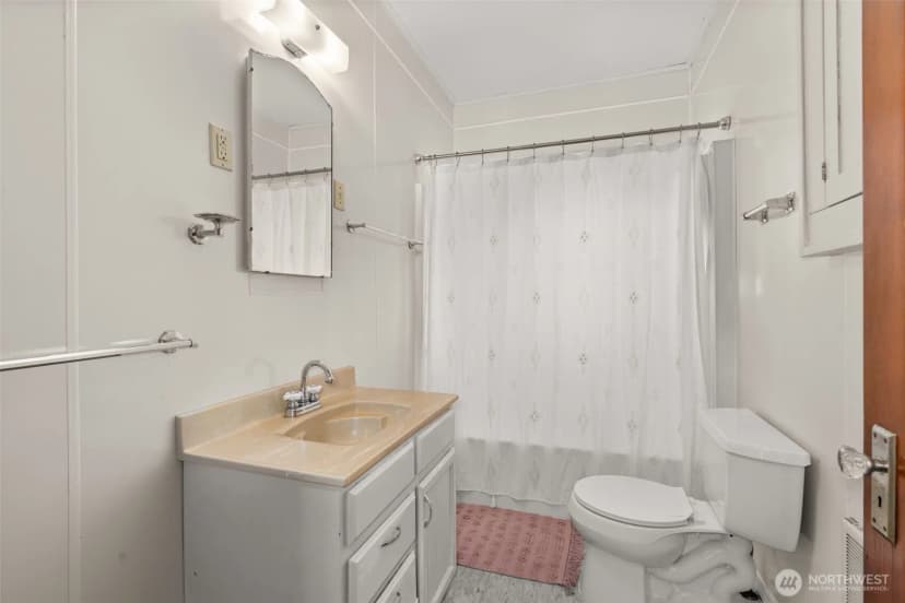 Property photo for 802 May Street, Raymond photo 14