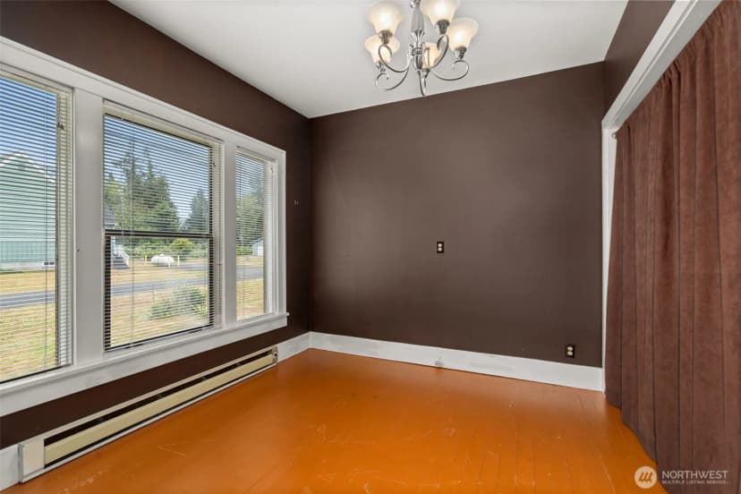 Property photo for 802 May Street, Raymond photo 13