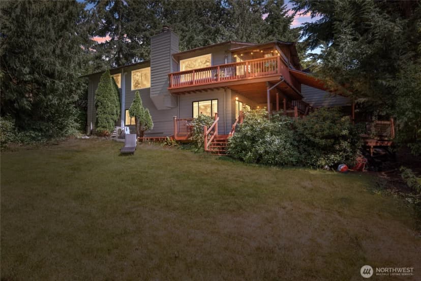 Property photo for 1015 Sequalish Street, Steilacoom photo 27