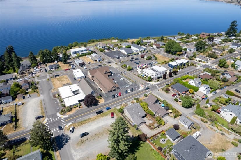 Property photo for 1015 Sequalish Street, Steilacoom photo 30