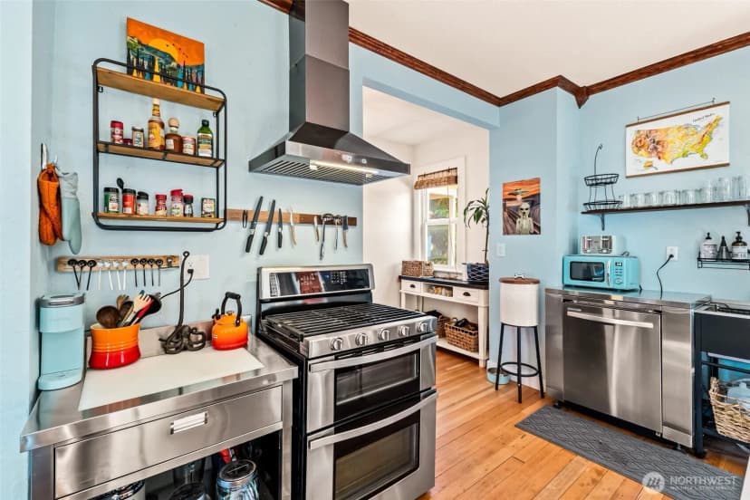 Property photo for 2309 Rucker Avenue, Everett photo 6