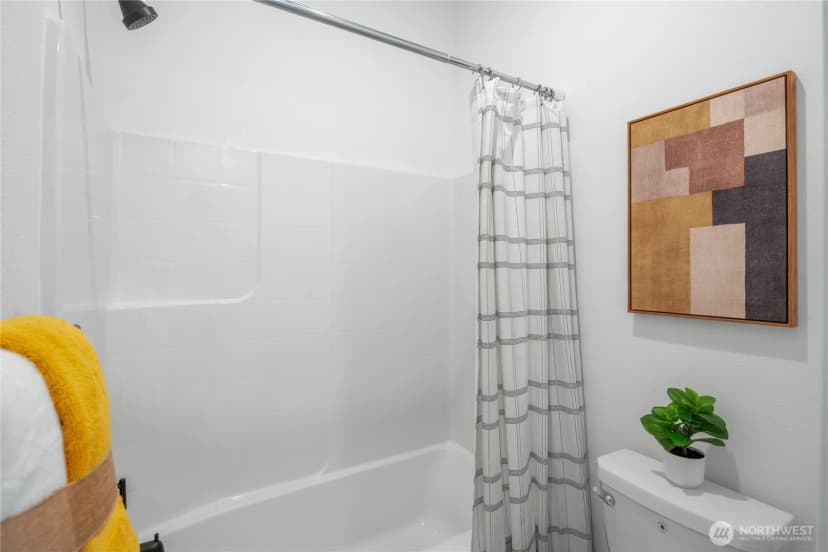 Property photo for 652 Silver Frost Drive, Sequim photo 12