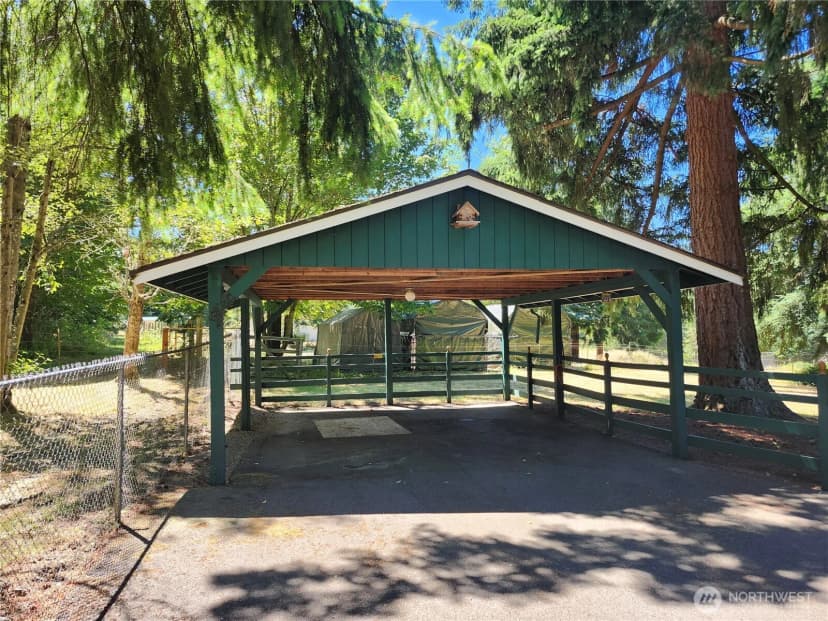 Property photo for 34412 Mountain Highway E, Eatonville photo 37