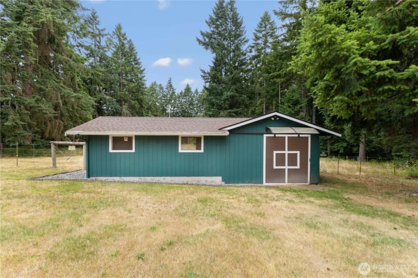 Property photo for 34412 Mountain Highway E, Eatonville photo 31