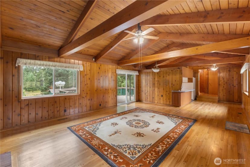 Property photo for 34412 Mountain Highway E, Eatonville photo 6