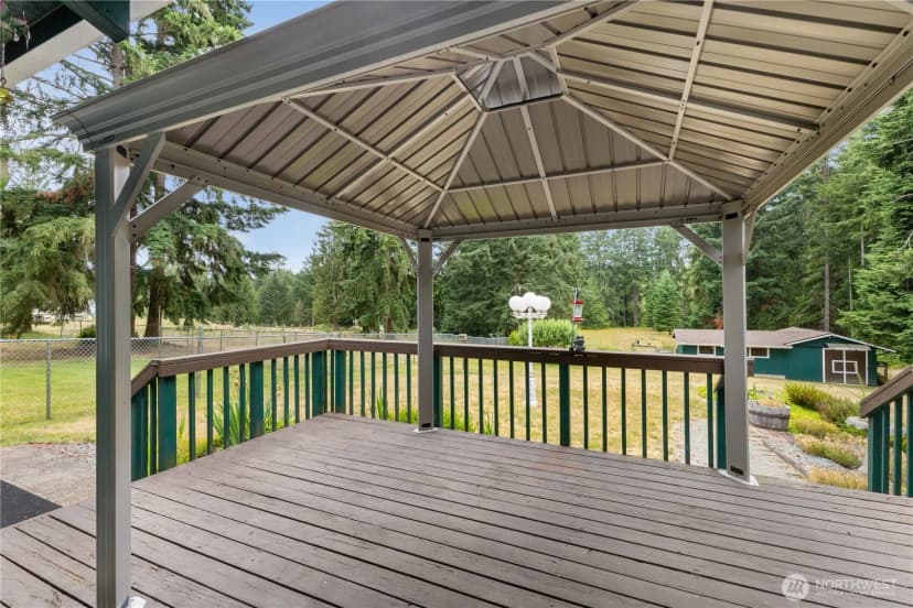 Property photo for 34412 Mountain Highway E, Eatonville photo 24
