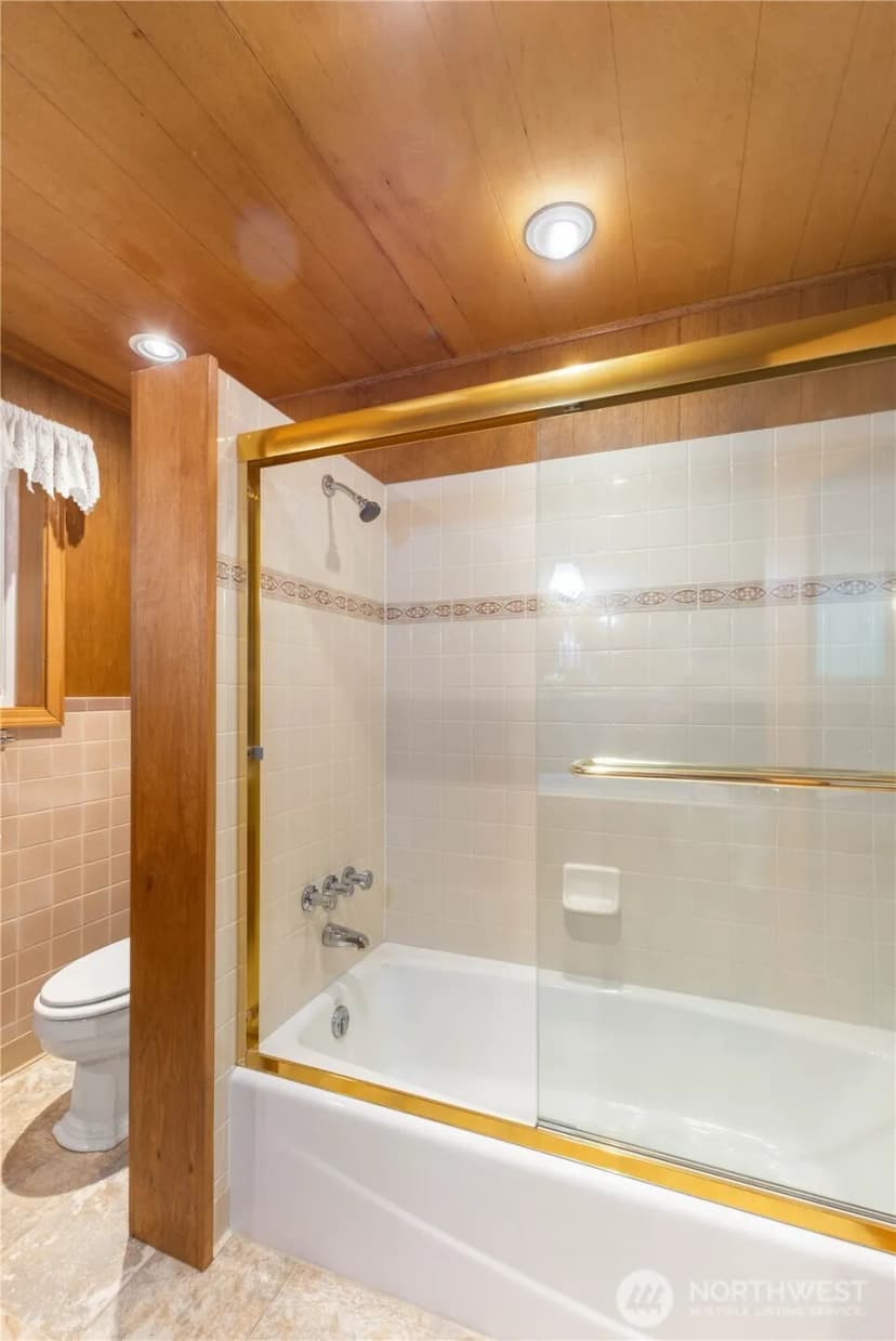 Property photo for 34412 Mountain Highway E, Eatonville photo 14