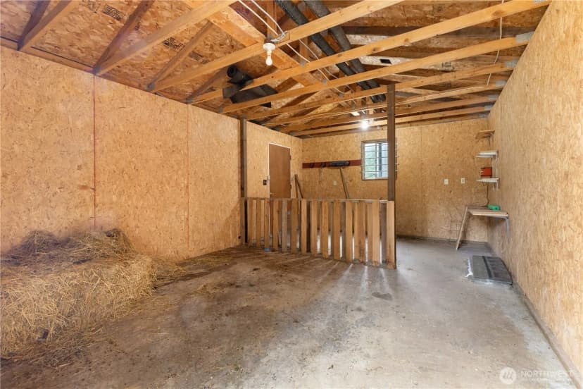 Property photo for 34412 Mountain Highway E, Eatonville photo 28