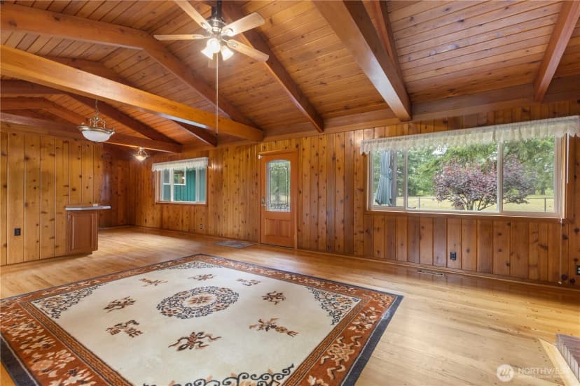 Property photo for 34412 Mountain Highway E, Eatonville photo 7