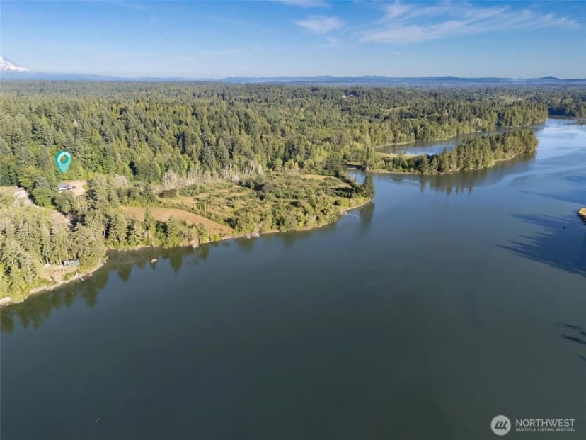 Property photo for 5415 Johnson Point Road Ne, Olympia photo 12