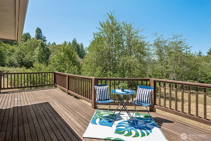 Property photo for 5415 Johnson Point Road Ne, Olympia photo 11