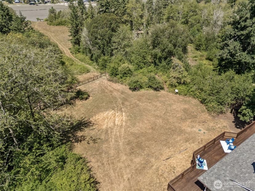 Property photo for 5415 Johnson Point Road Ne, Olympia photo 6