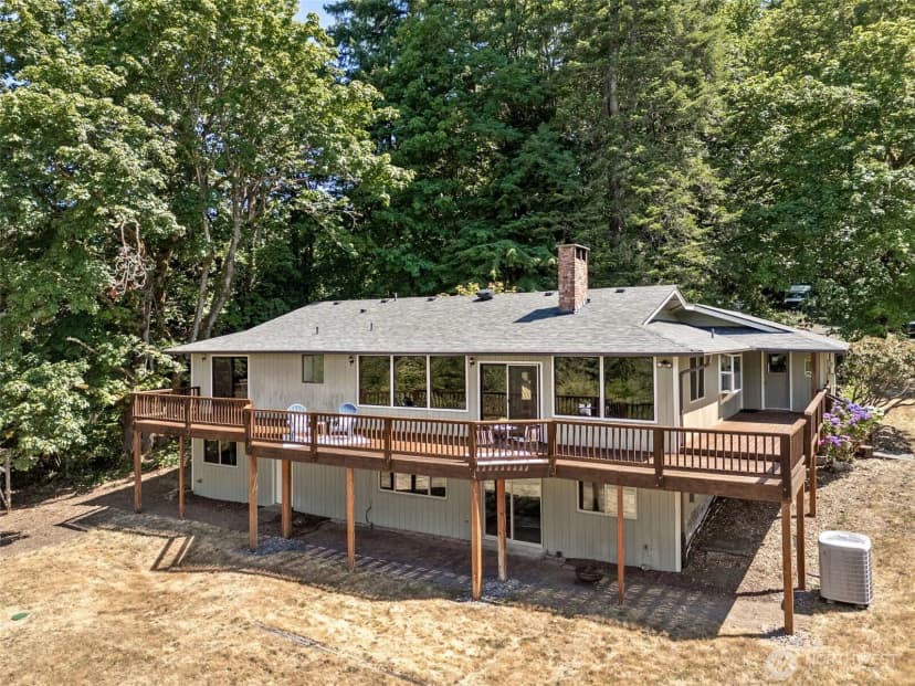 Property photo for 5415 Johnson Point Road Ne, Olympia photo 10