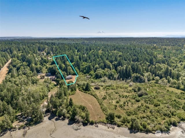 Property photo for 5415 Johnson Point Road Ne, Olympia photo 4