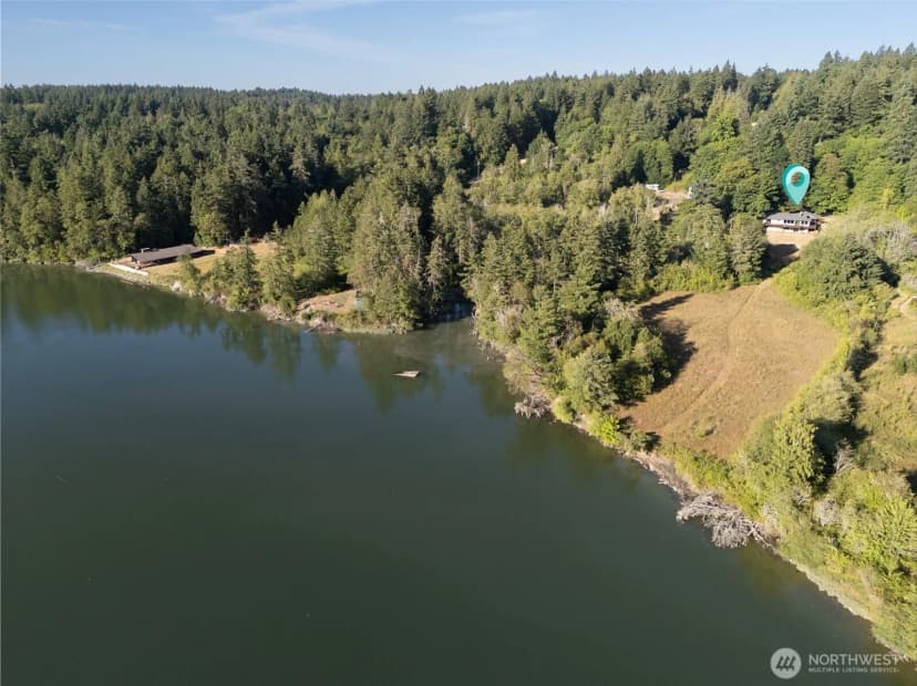 Property photo for 5415 Johnson Point Road Ne, Olympia photo 2