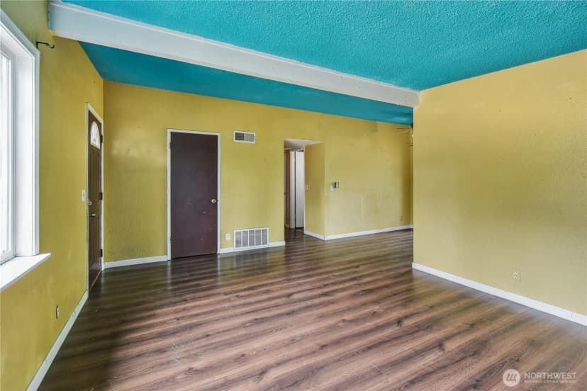 Property photo for 11846 Se 170th Place, Renton photo 4
