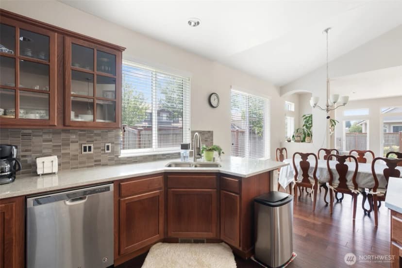 Property photo for 9647 6th Way Se, Lacey photo 23