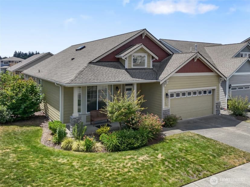 Property photo for 9647 6th Way Se, Lacey photo 2