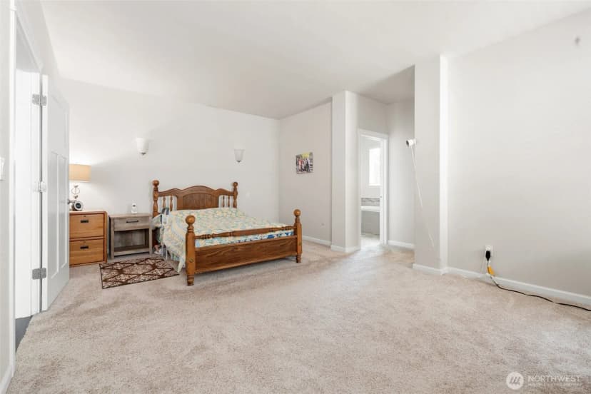 Property photo for 9647 6th Way Se, Lacey photo 28