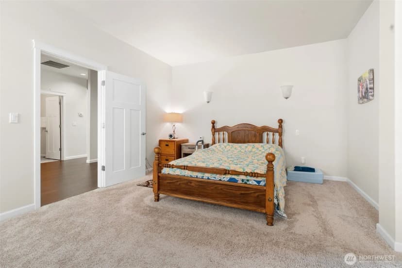 Property photo for 9647 6th Way Se, Lacey photo 30
