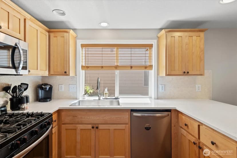 Property photo for 3047 S Cedar Ridge Drive, Ridgefield photo 6