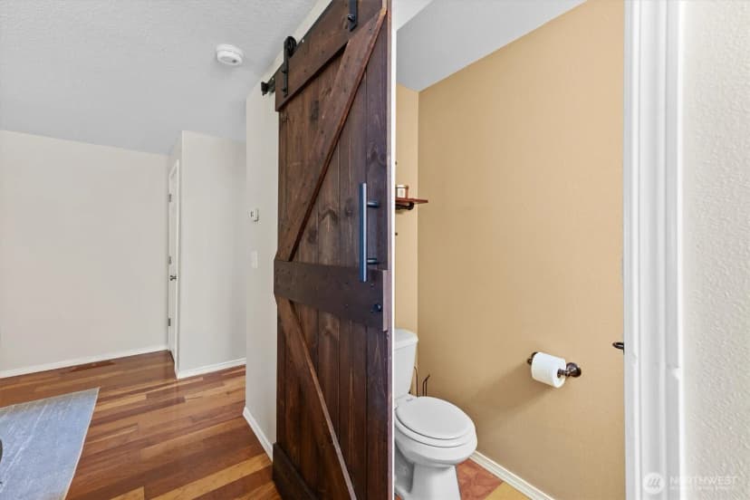 Property photo for 3047 S Cedar Ridge Drive, Ridgefield photo 13