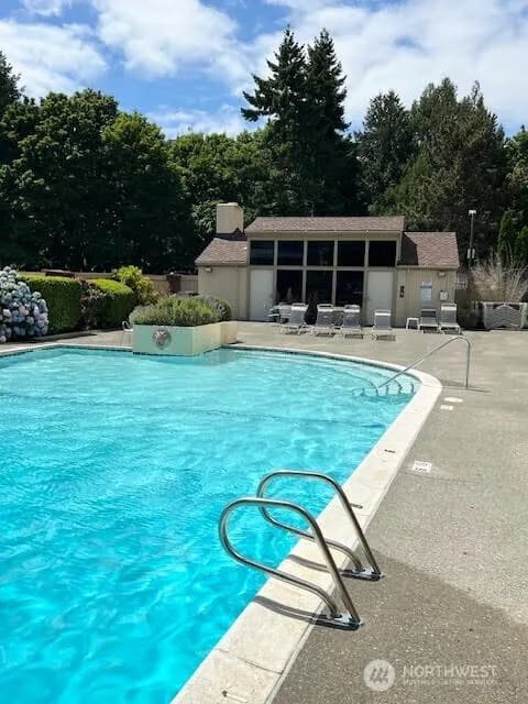 Property photo for 4540 8th Avenue Ne #903, Seattle photo 21