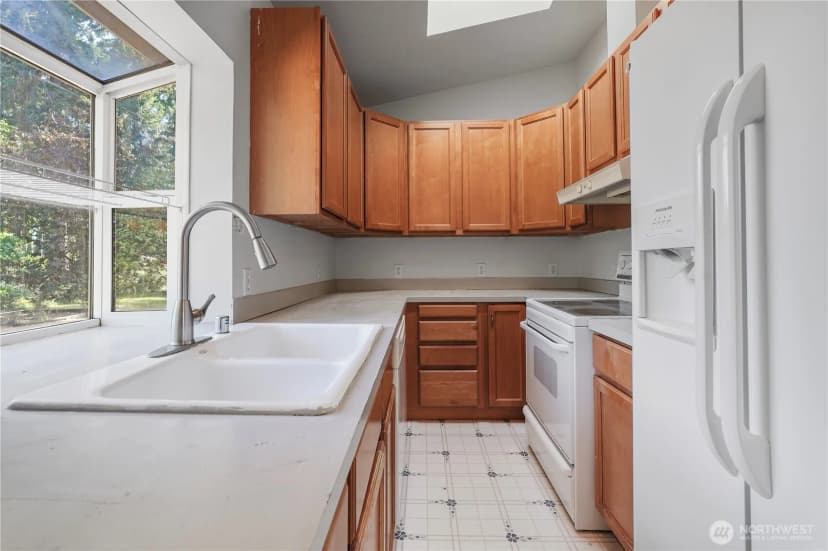 Property photo for 11523 Clover Crest Drive Sw, Lakewood photo 35