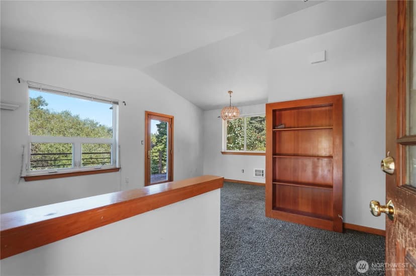 Property photo for 11523 Clover Crest Drive Sw, Lakewood photo 33