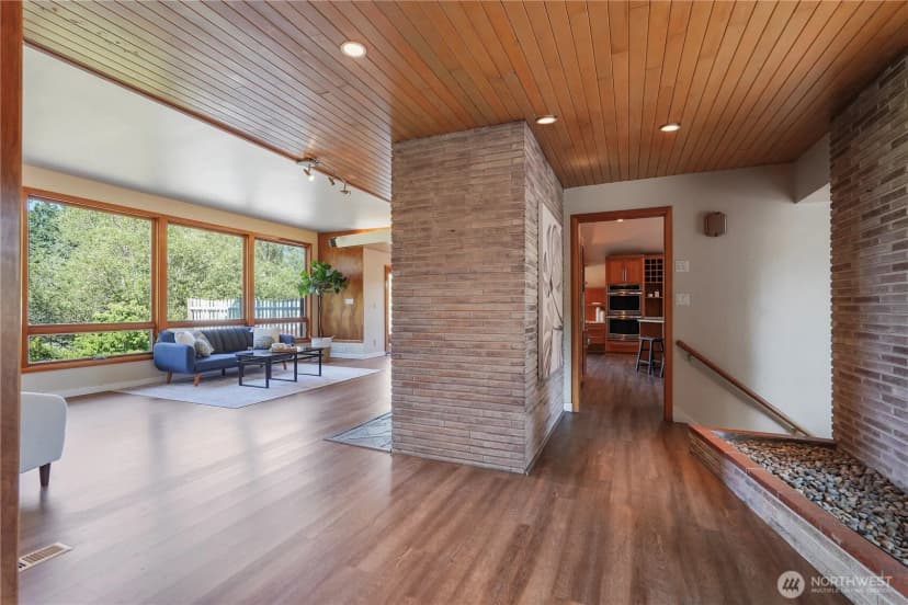 Property photo for 11523 Clover Crest Drive Sw, Lakewood photo 20