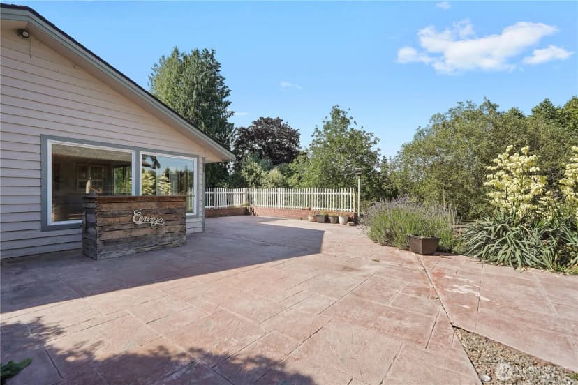 Property photo for 11523 Clover Crest Drive Sw, Lakewood photo 31