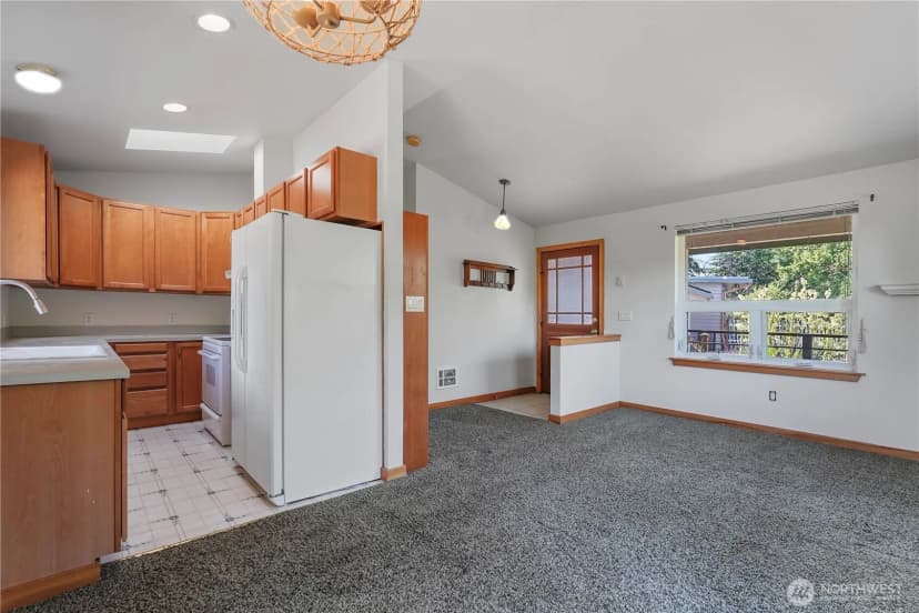 Property photo for 11523 Clover Crest Drive Sw, Lakewood photo 34