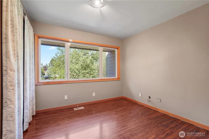 Property photo for 11523 Clover Crest Drive Sw, Lakewood photo 16