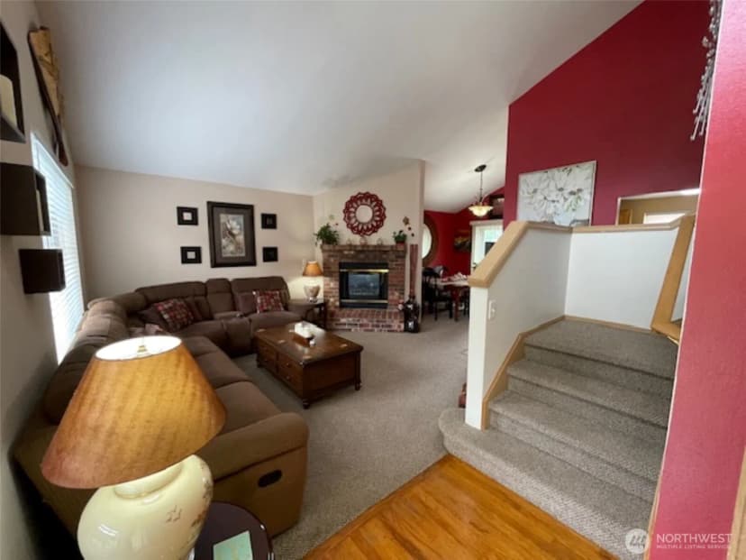 Property photo for 32511 Mckay Lane, Black Diamond photo 15