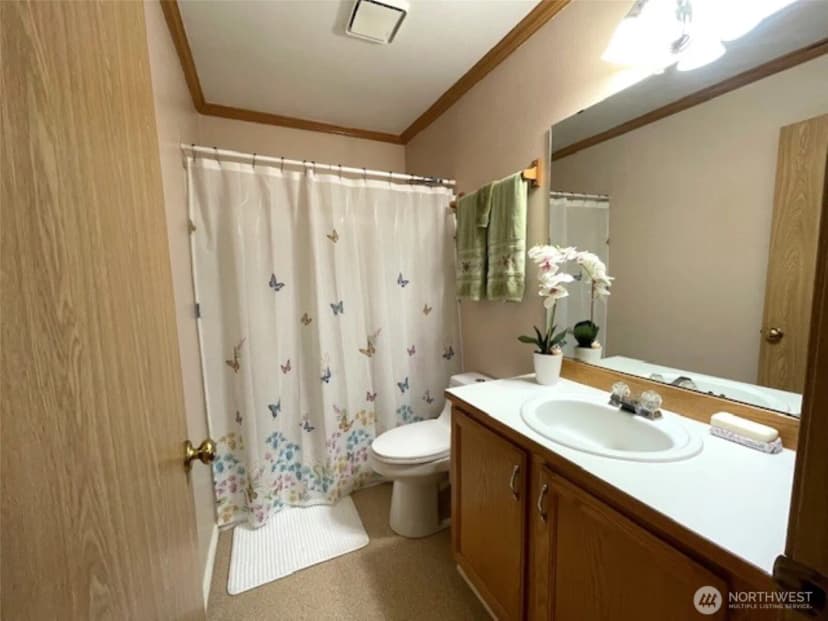 Property photo for 32511 Mckay Lane, Black Diamond photo 33