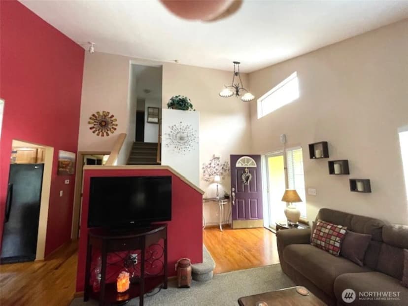 Property photo for 32511 Mckay Lane, Black Diamond photo 14