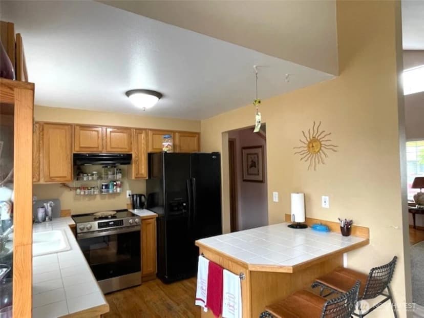 Property photo for 32511 Mckay Lane, Black Diamond photo 21