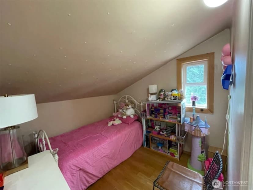 Property photo for 32511 Mckay Lane, Black Diamond photo 26