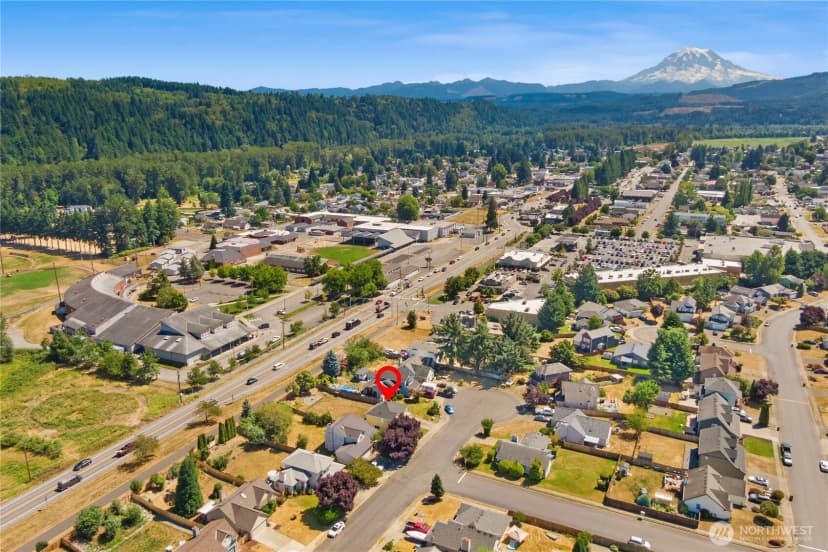 Property photo for 418 Corrin Avenue Nw, Orting photo 33