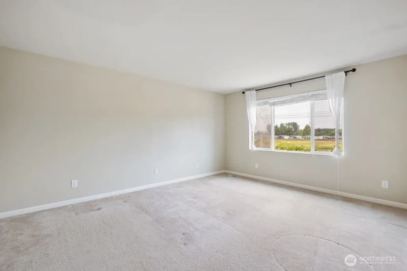 Property photo for 1353 32nd Place Ne, Auburn photo 23