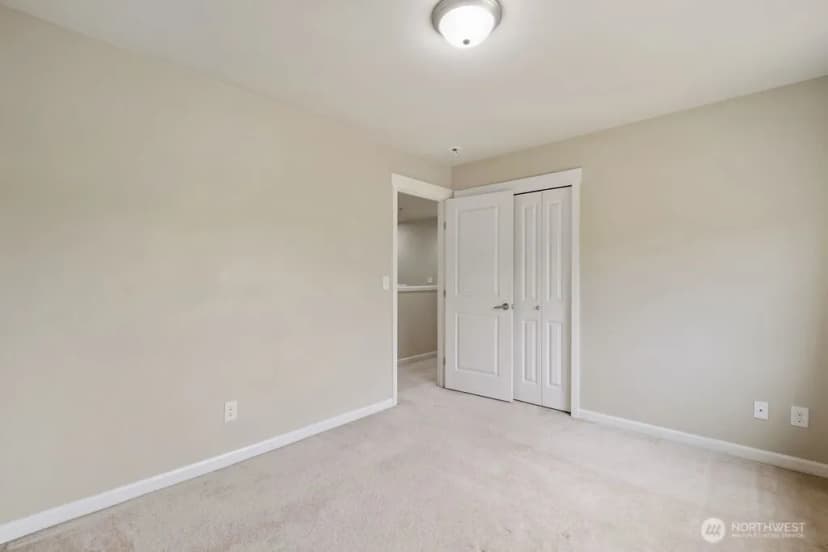 Property photo for 1353 32nd Place Ne, Auburn photo 30