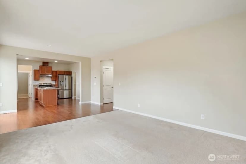 Property photo for 1353 32nd Place Ne, Auburn photo 13