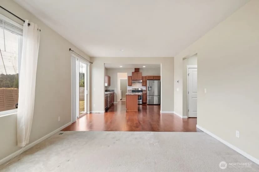 Property photo for 1353 32nd Place Ne, Auburn photo 14