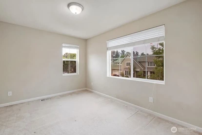 Property photo for 1353 32nd Place Ne, Auburn photo 22