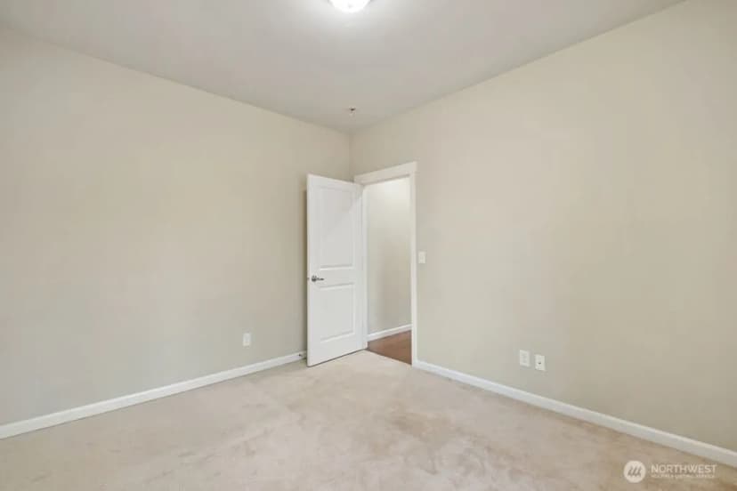 Property photo for 1353 32nd Place Ne, Auburn photo 20