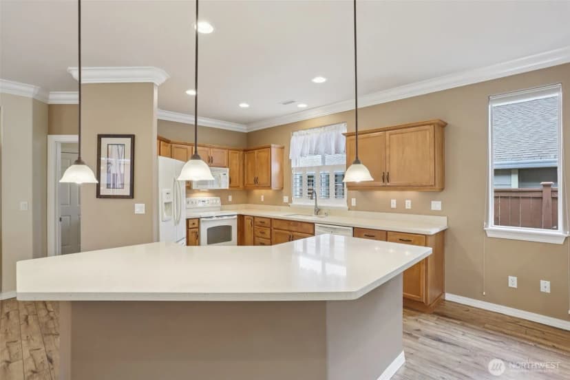 Property photo for 4826 Bend Drive Ne, Lacey photo 11