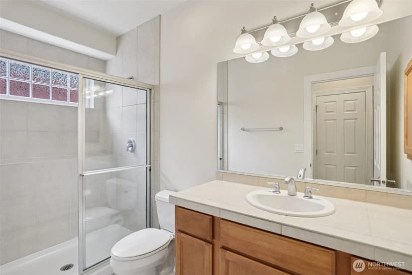 Property photo for 4826 Bend Drive Ne, Lacey photo 22