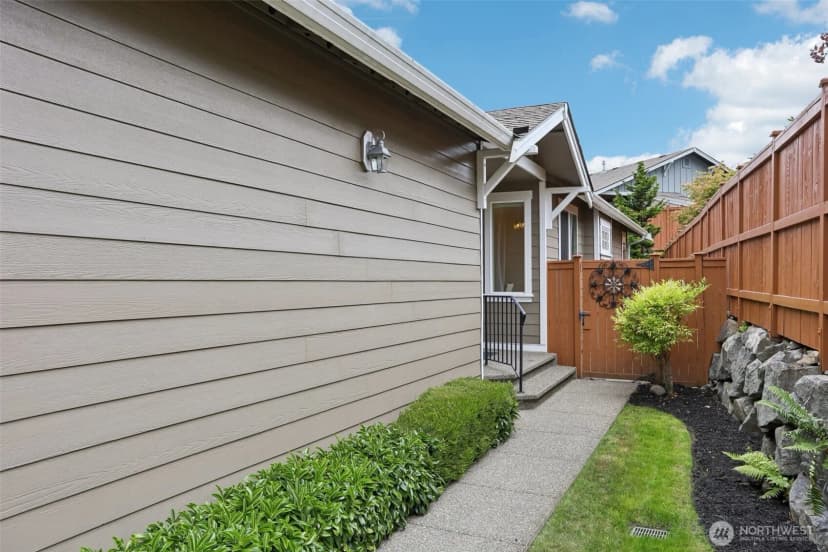 Property photo for 4826 Bend Drive Ne, Lacey photo 26