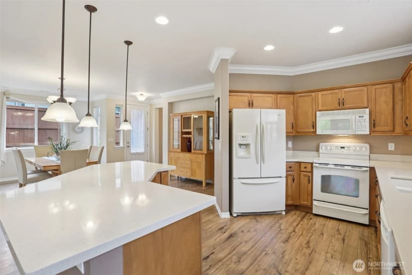 Property photo for 4826 Bend Drive Ne, Lacey photo 12