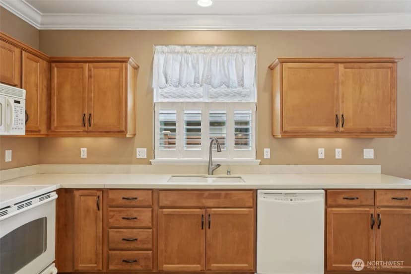 Property photo for 4826 Bend Drive Ne, Lacey photo 15